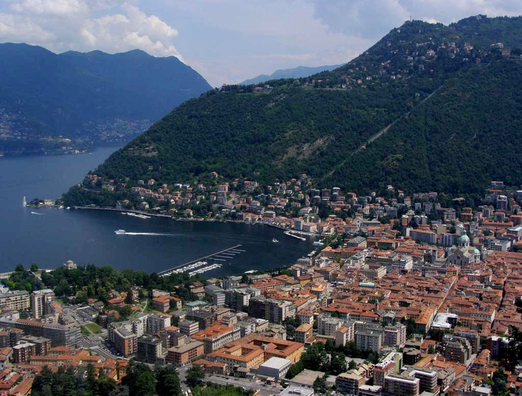 Walking in the province of Como