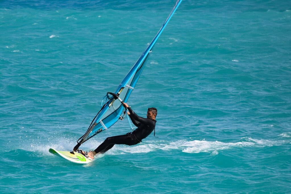 Windsurfing and Kitesurfing on Lake Como