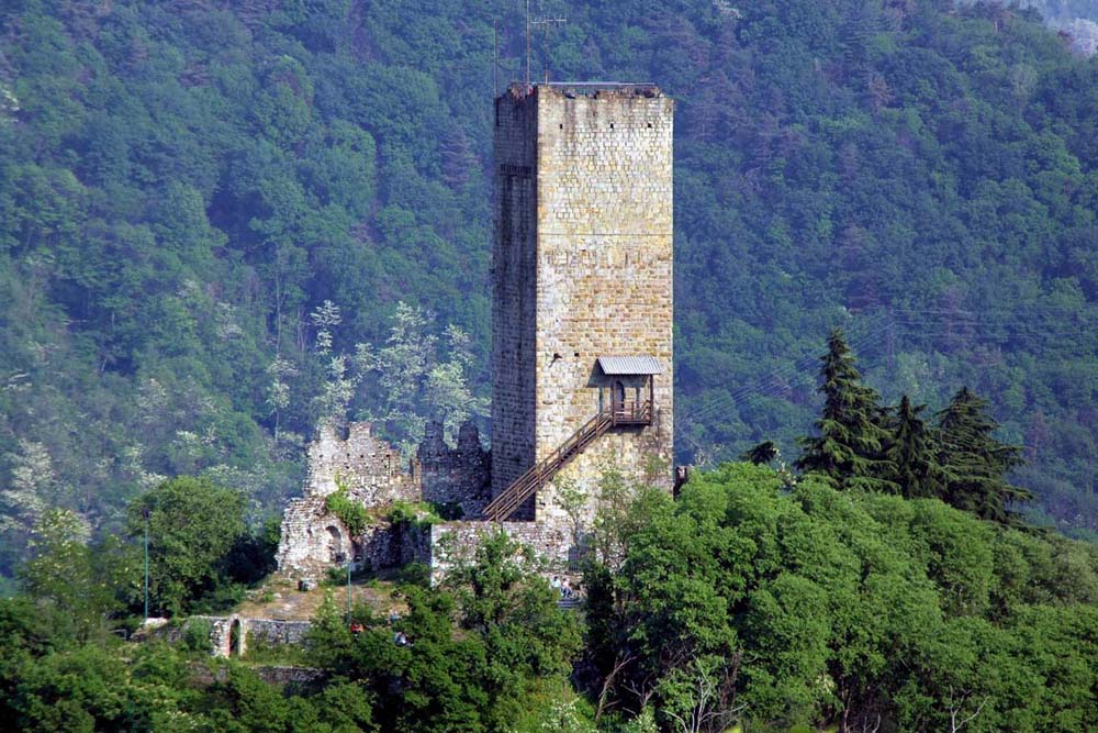 CastelBaradello